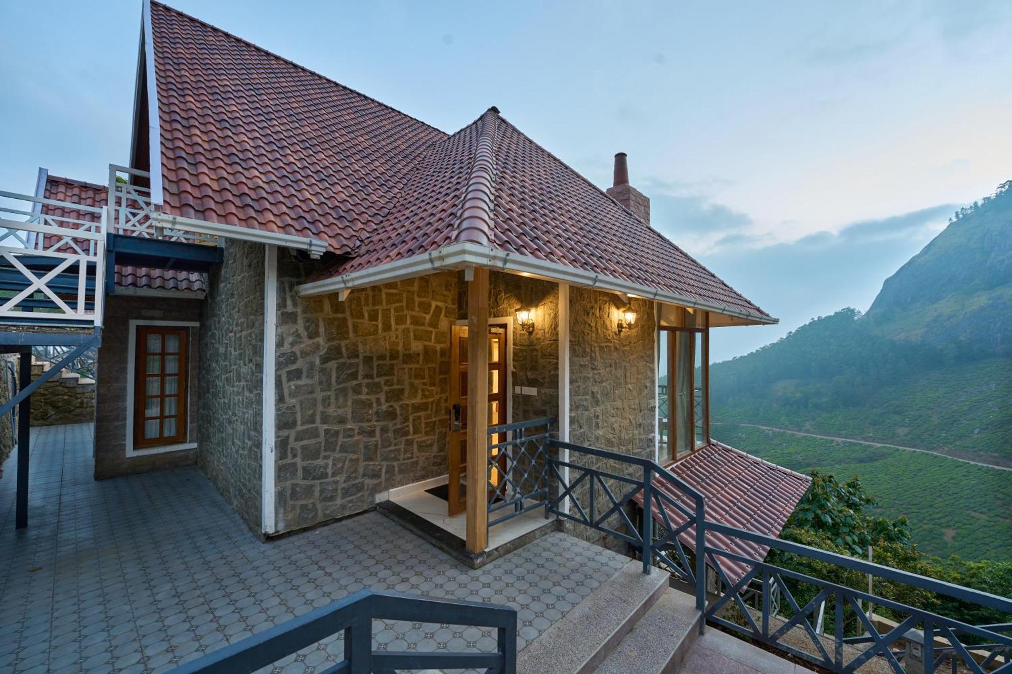 The Planet Munnar Hotel Suryanelli Екстериор снимка