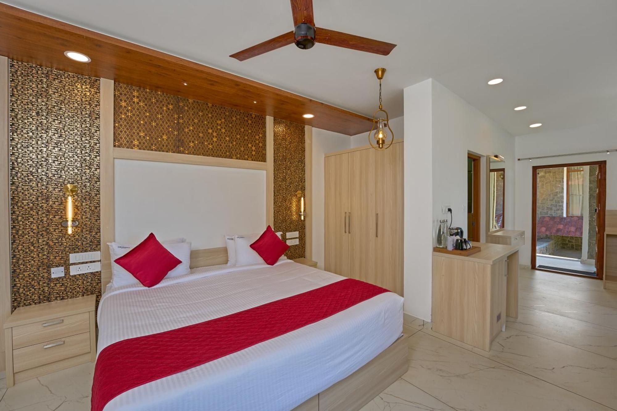 The Planet Munnar Hotel Suryanelli Екстериор снимка