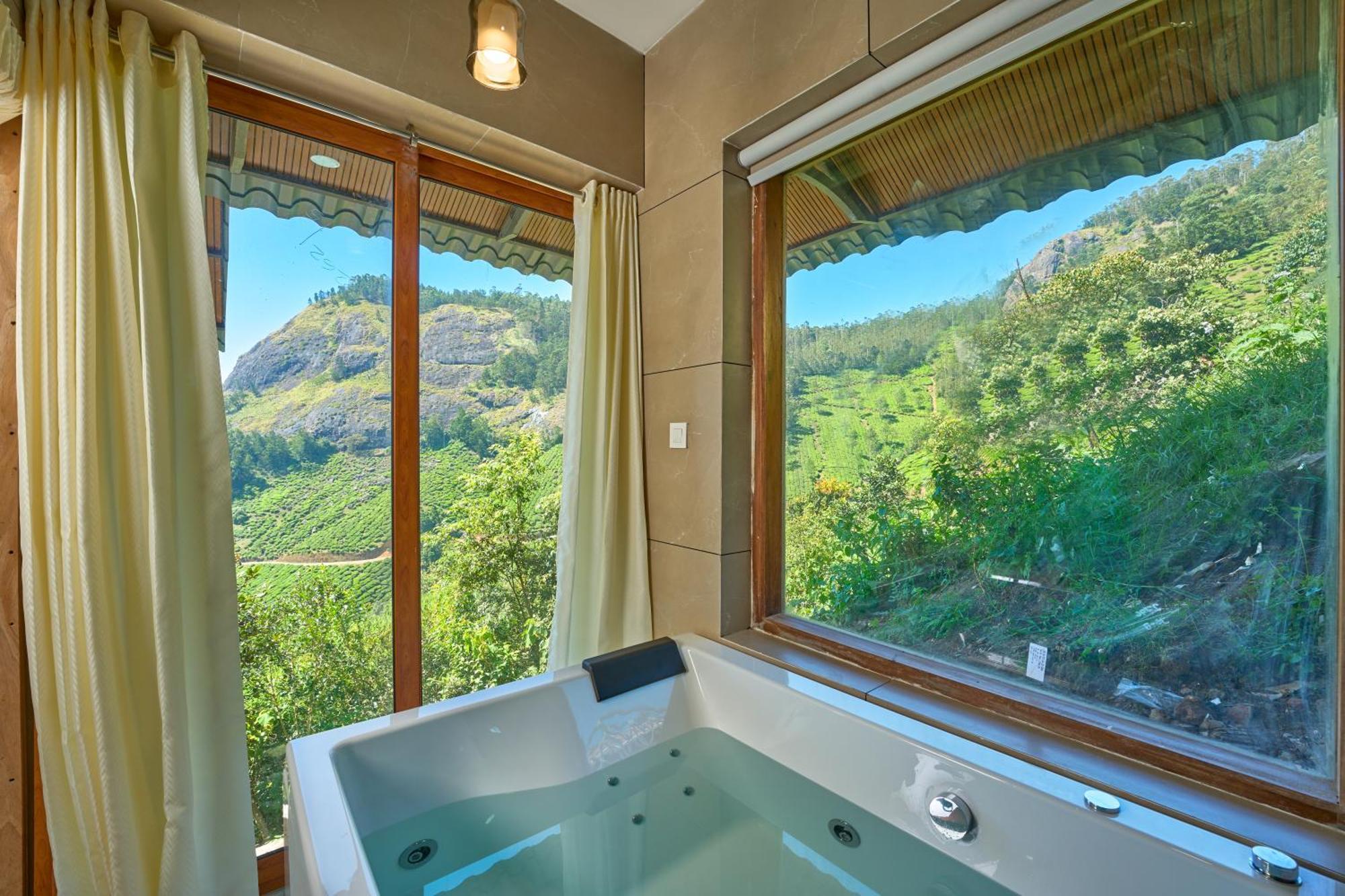 The Planet Munnar Hotel Suryanelli Екстериор снимка