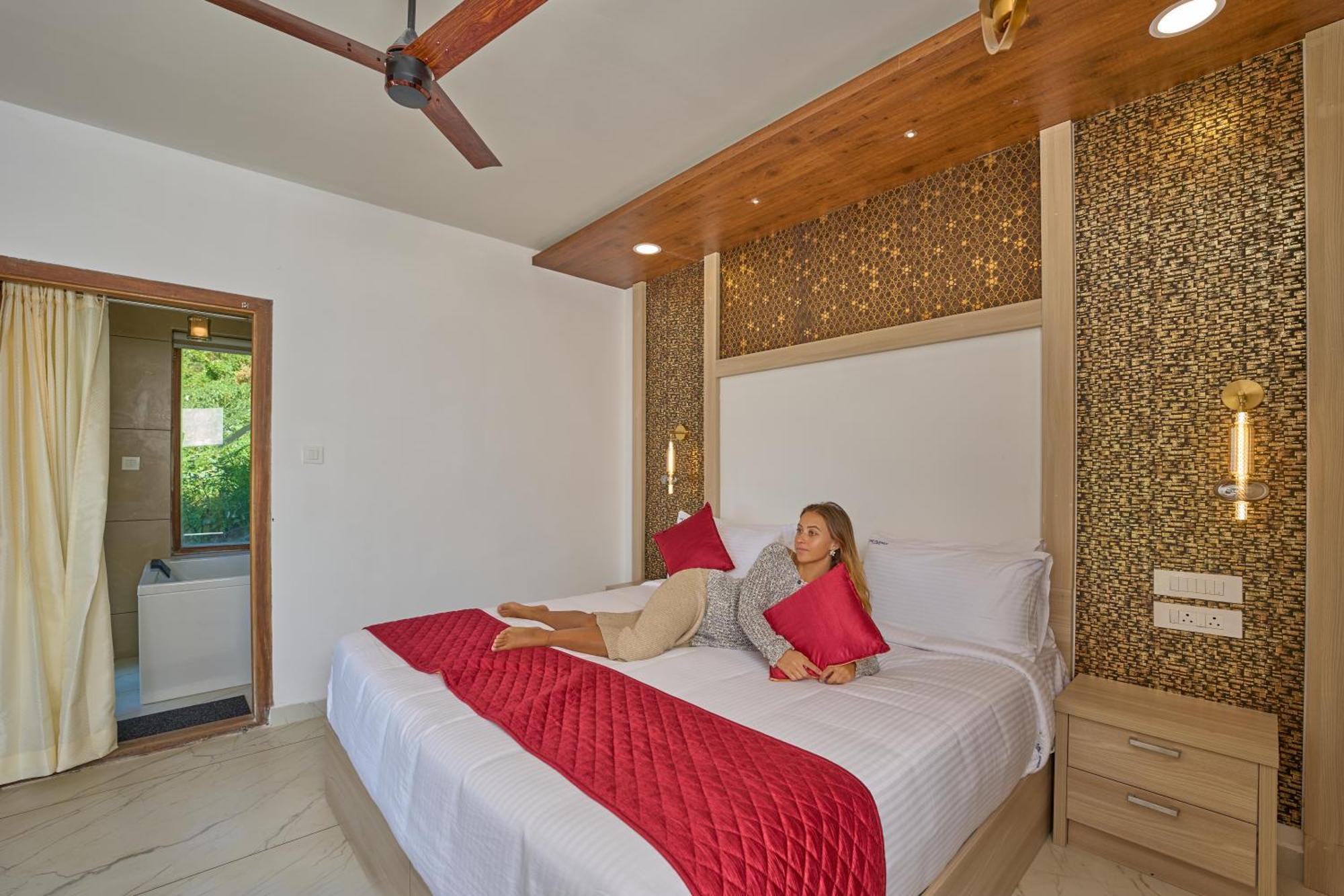 The Planet Munnar Hotel Suryanelli Екстериор снимка